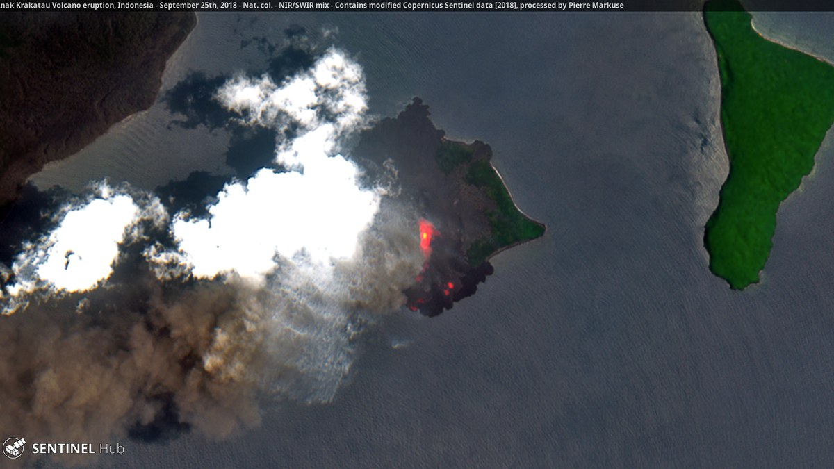 Citra satelit sebaran abu vulkanik Gunung Anak Krakatau. Foto: Pierre Markuse, Wikimedia Commons, CC BY 2.0